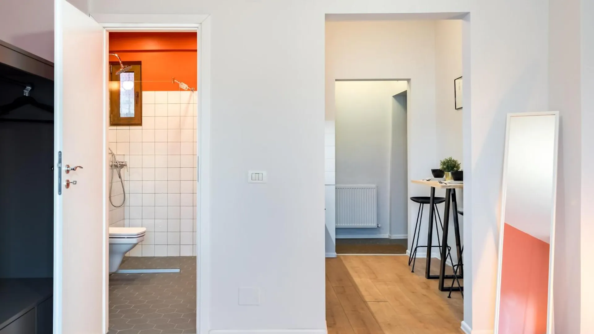 Mandarina Central Studio Bukarest 0*,