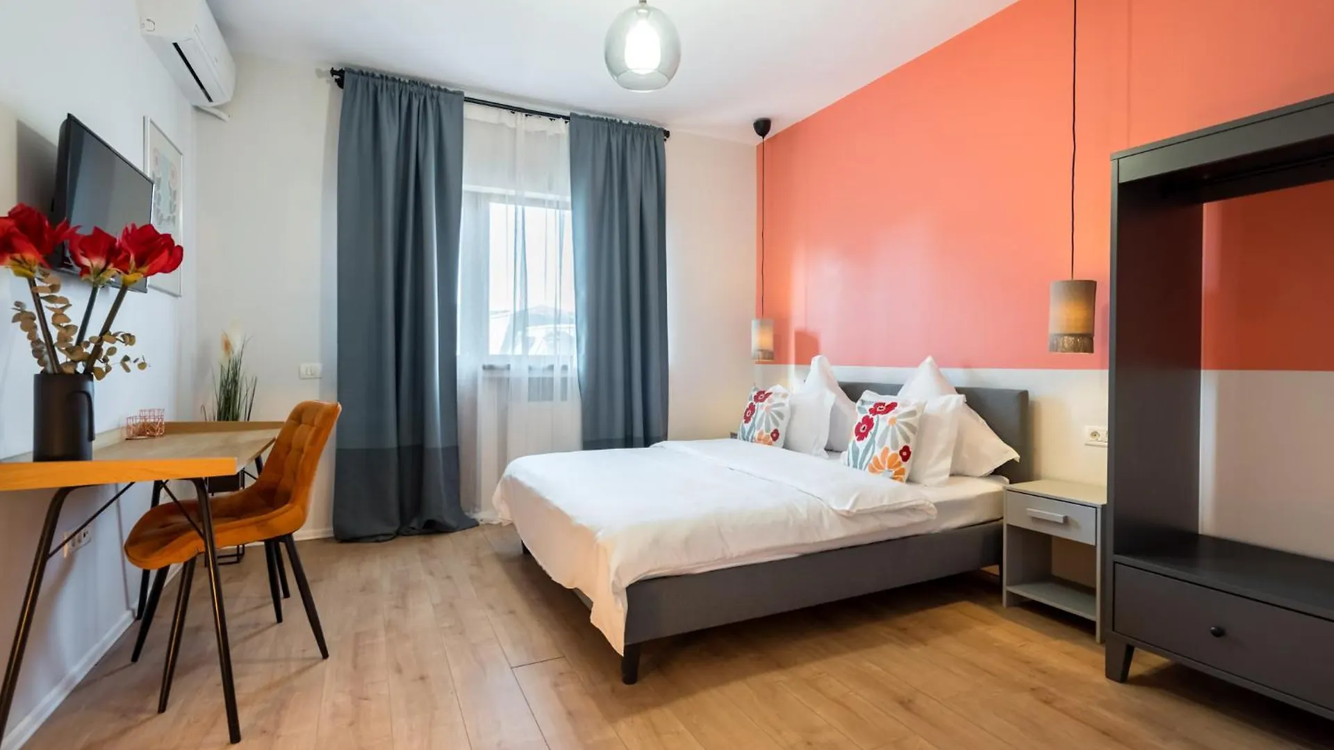 Mandarina Central Studio Bucharest