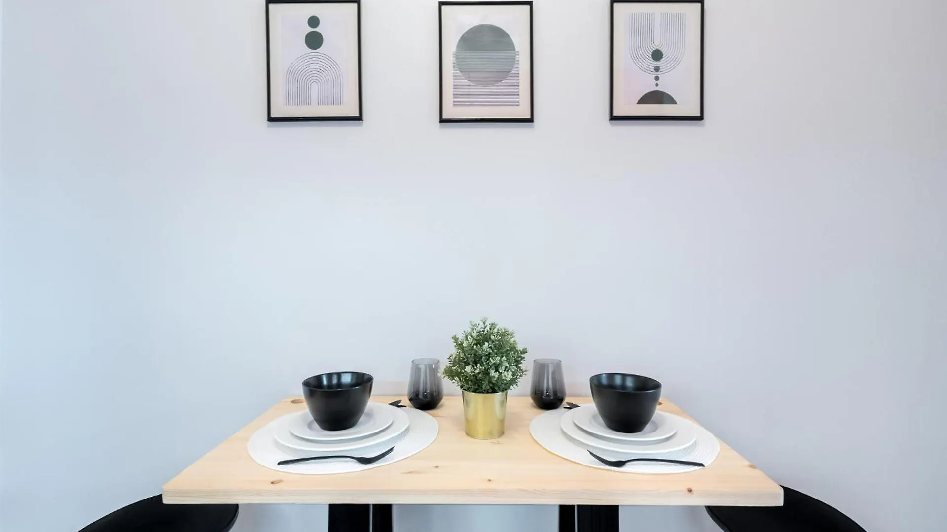 Mandarina Central Studio Bucharest Apartment